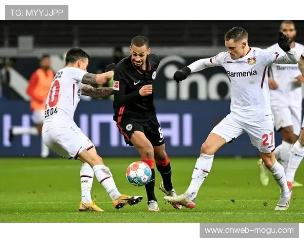 勒沃库森对阵法兰克福希克巴斯克斯首发出战期待胜利